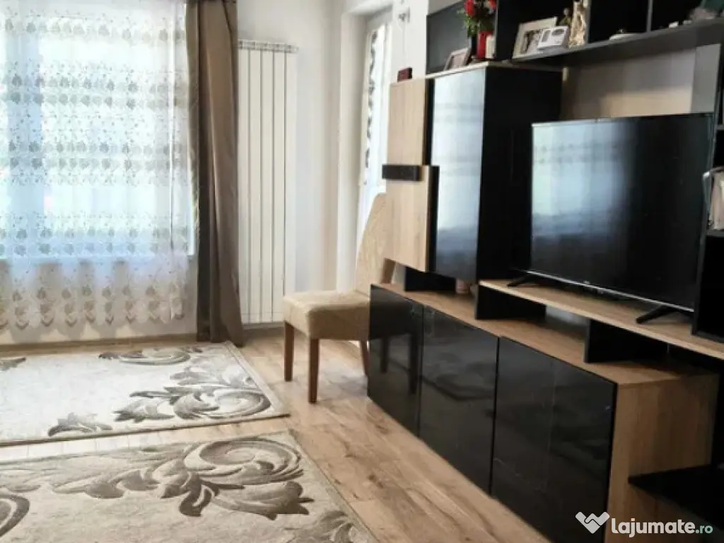 Apartament 2 camere 53 mp, etajul 1, boxa la subsol, Tractor 