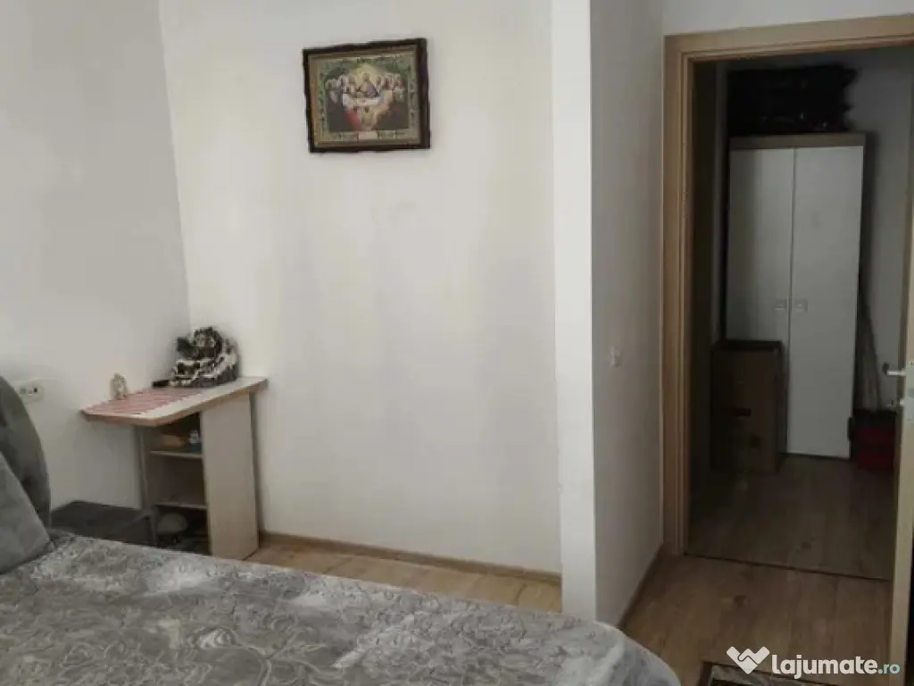 Apartament 2 camere 53 mp, etajul 1, boxa la subsol, Tractor 