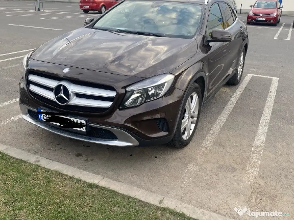 MERCEDES-BENZ GLA 200d 