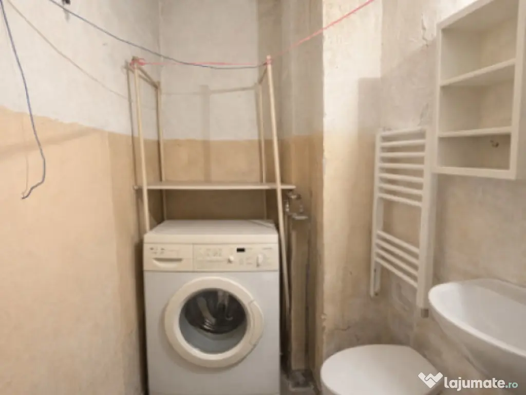 Oferta Paste-Apartament 4 camere decomandat, vis-a-vis de El 