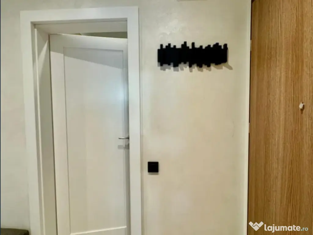 Apartament 2 camere, decomandat - zona Racadau 