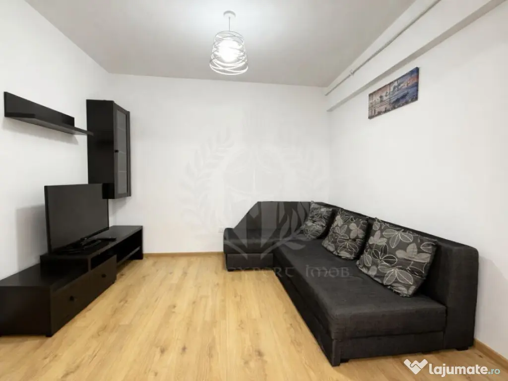 Inchiriere apartament 2 camere, parcare, Cartier 9 Mai, 