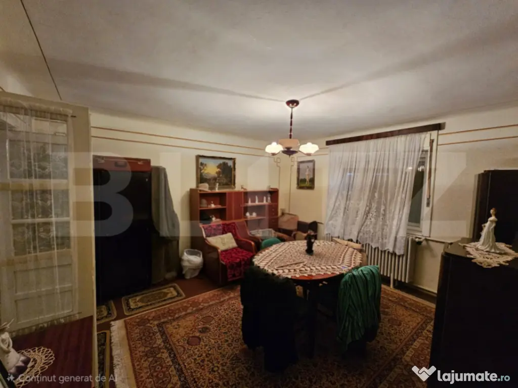 Casă spațioasă cu 4 camere, bucătărie de vară și tere 