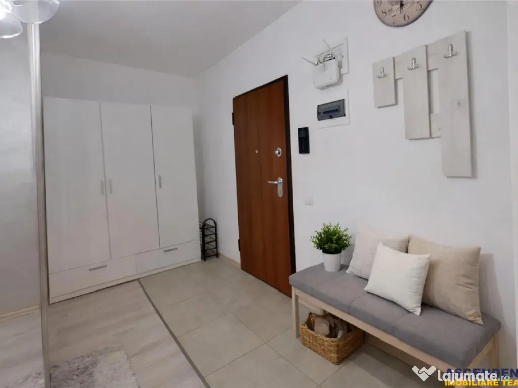 Studio cochet,mobilat,utilat,bucatarie separata,boxa,Top Cit 