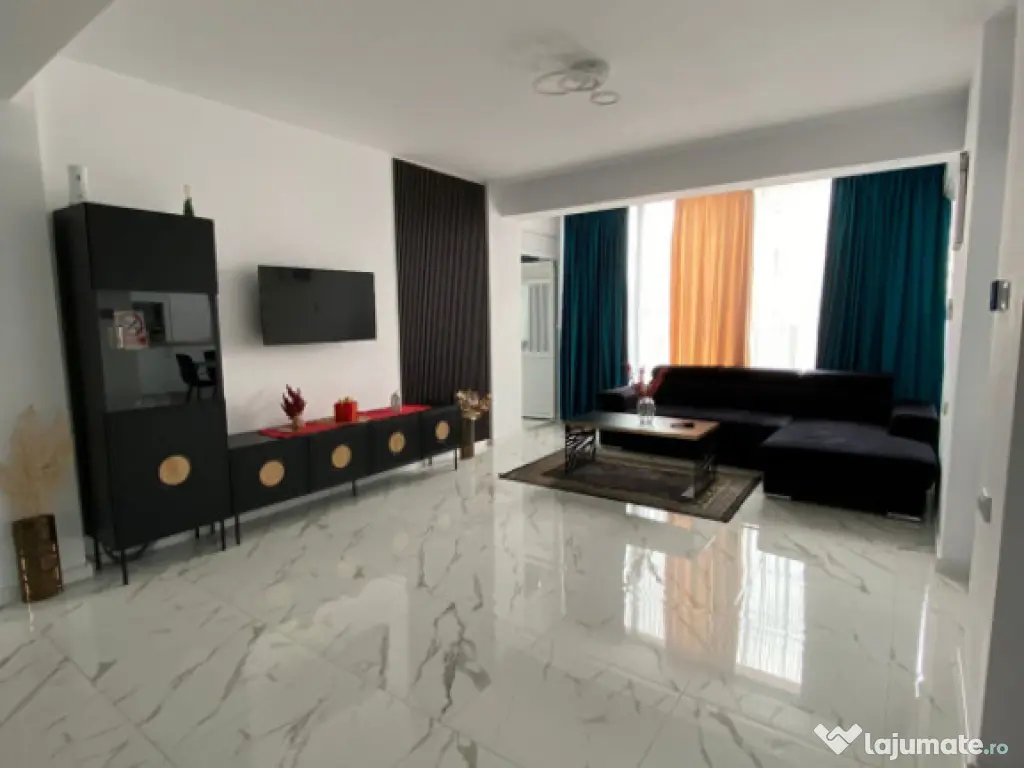 Apartament 4 camere decomandat, 110mp, zona Consul 