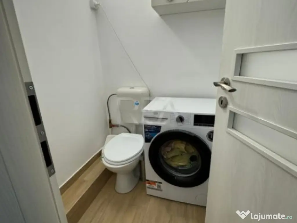 3 camere Vitan-Piața Foișorului decomandat,et. 2,an 1990,7 