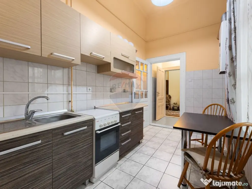 Apartament 2 camere, clasic, 116 mp utili, str. pietonal?...