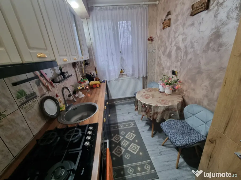 Apartament 2 camere decomandate, renovat, mobilat, utilat- M 