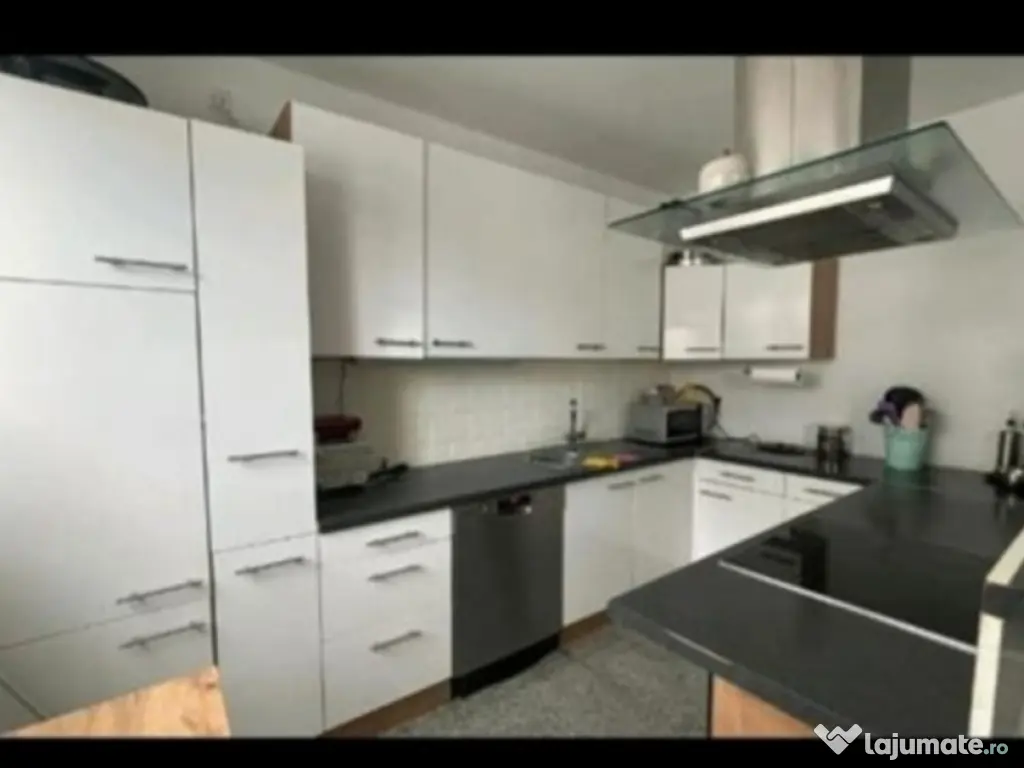 Bucătărie completă modernă – stare foarte bună (import Germania) 