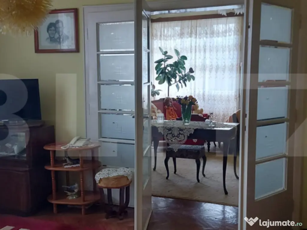 Casă din caramida cu grădină în Micro 17, zonă excelent 