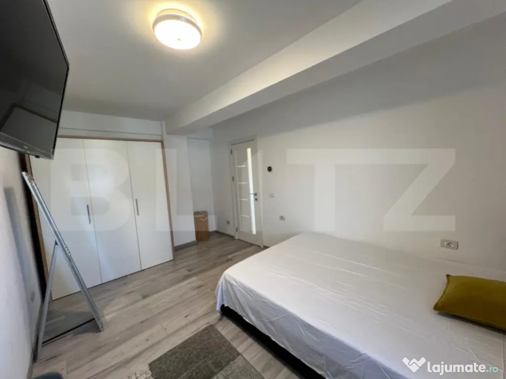 Apartament cu 3 camere,75 mp, zona 1 Mai 