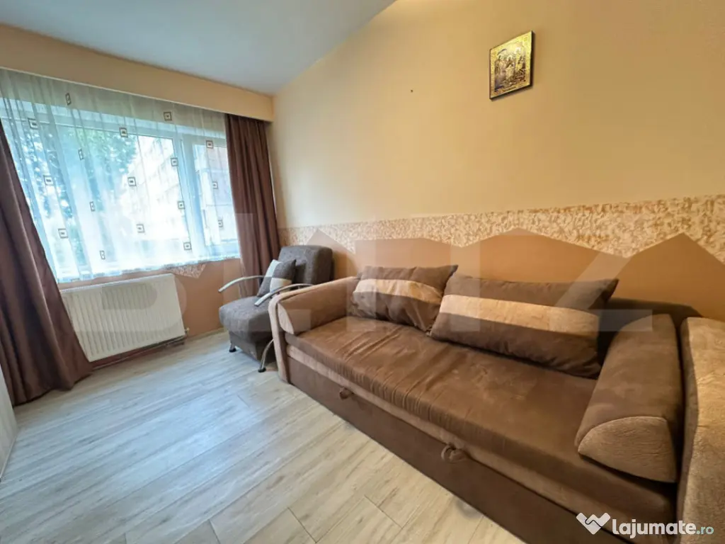 Apartament cu 3 camere, decomandat, parter – Gojdu, spați 