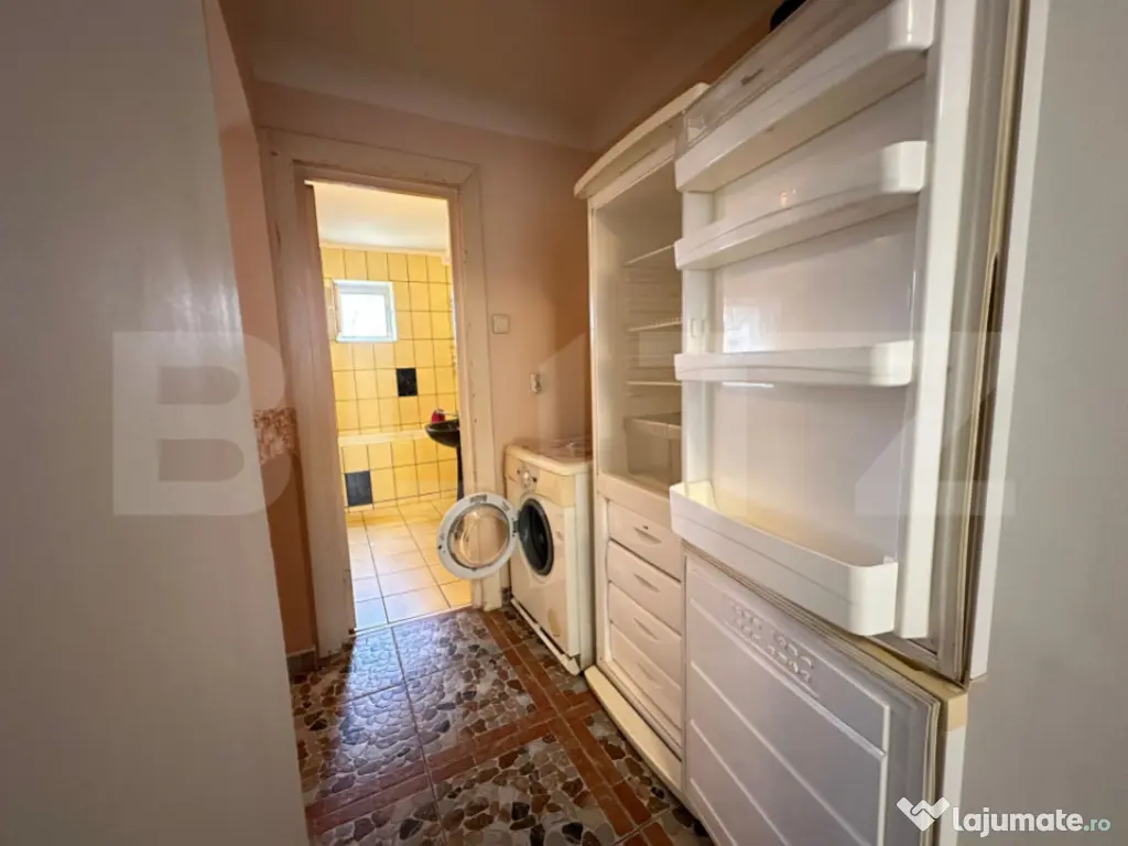 Apartament cu 3 camere, decomandat, parter – Gojdu, spați 