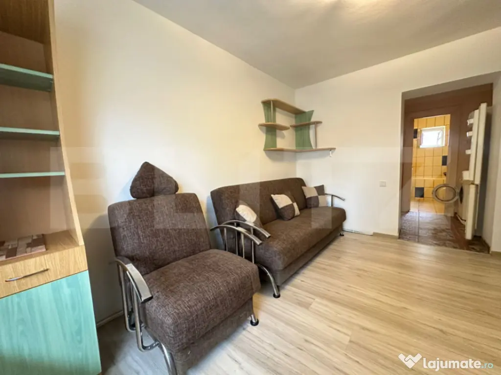 Apartament cu 3 camere, decomandat, parter – Gojdu, spați 