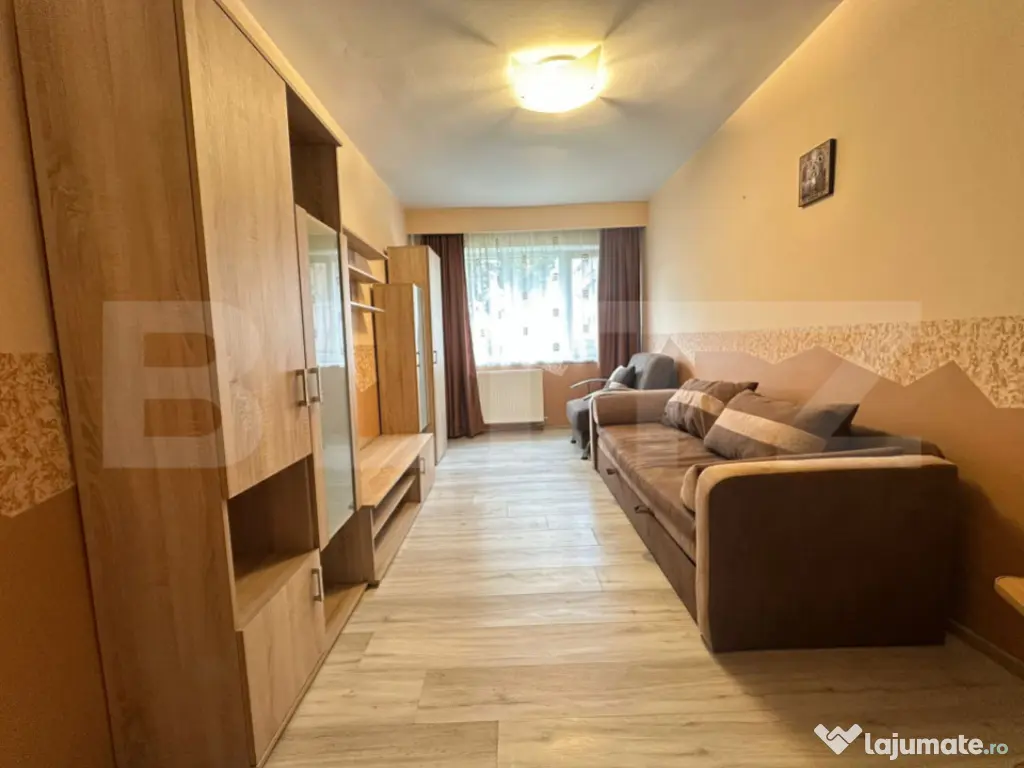 Apartament cu 3 camere, decomandat, parter – Gojdu, spați 