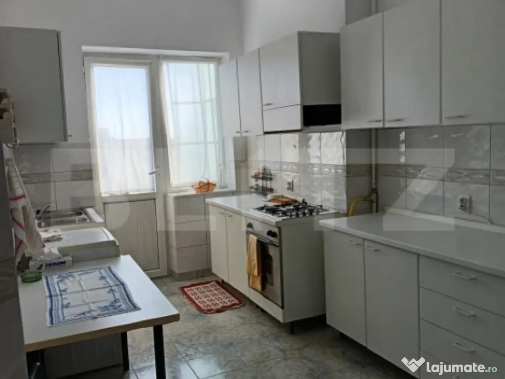 Apartament Ultracentral 2 camere, spatios si complet mobilat 