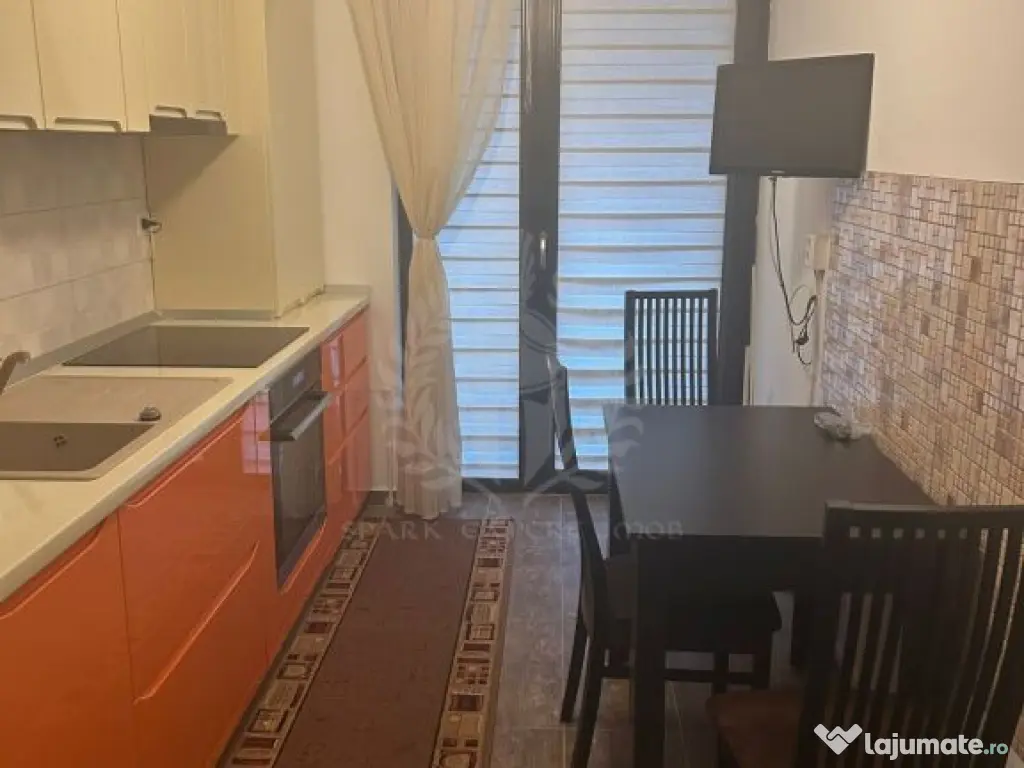 3 CAMERE//MRS SMART//LOC DE PARCARE 