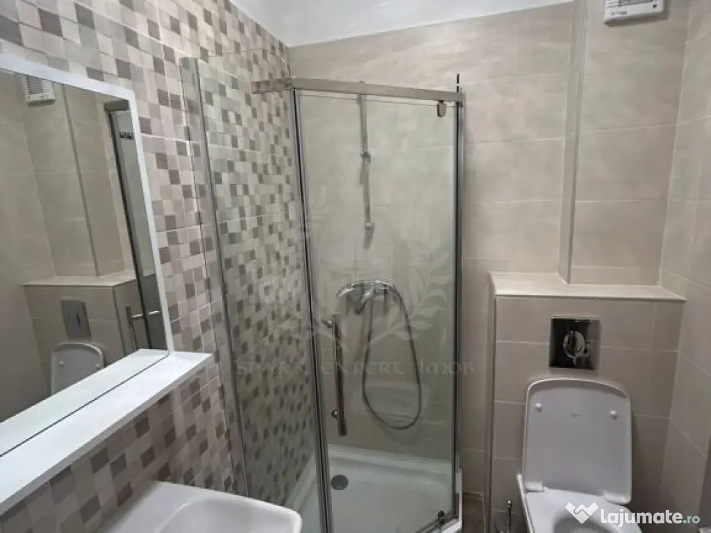 3 CAMERE//MRS SMART//LOC DE PARCARE 