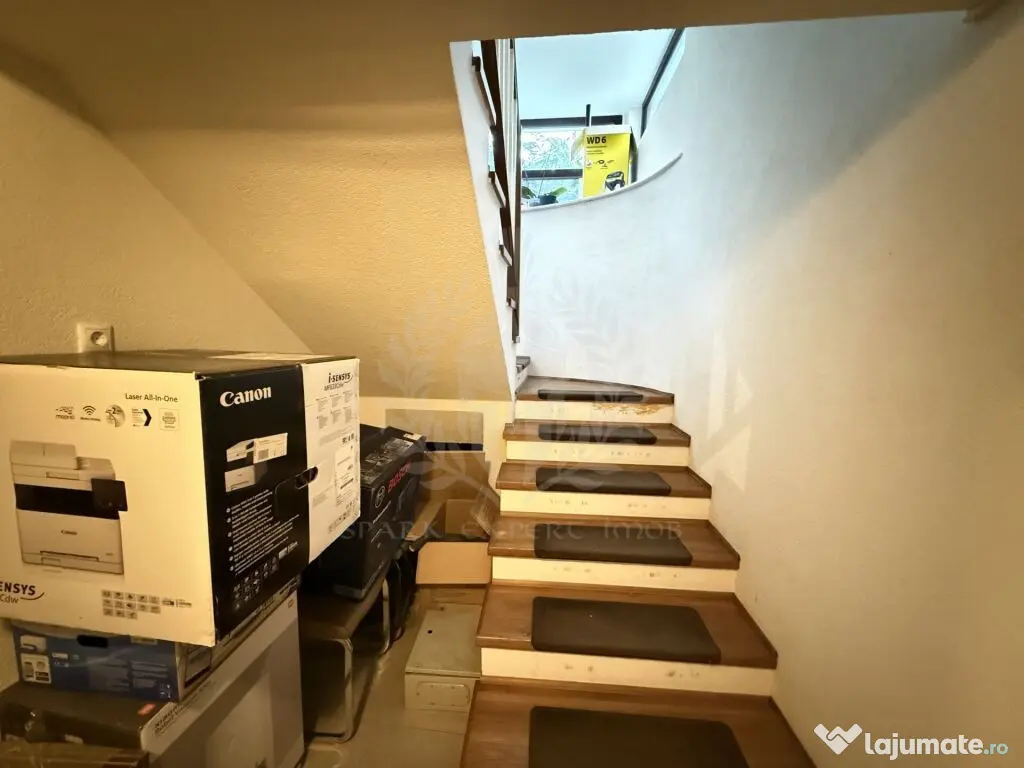 CASA /RESEDINTA//CLINICA //BIROURI// ANA IPATESCU// 