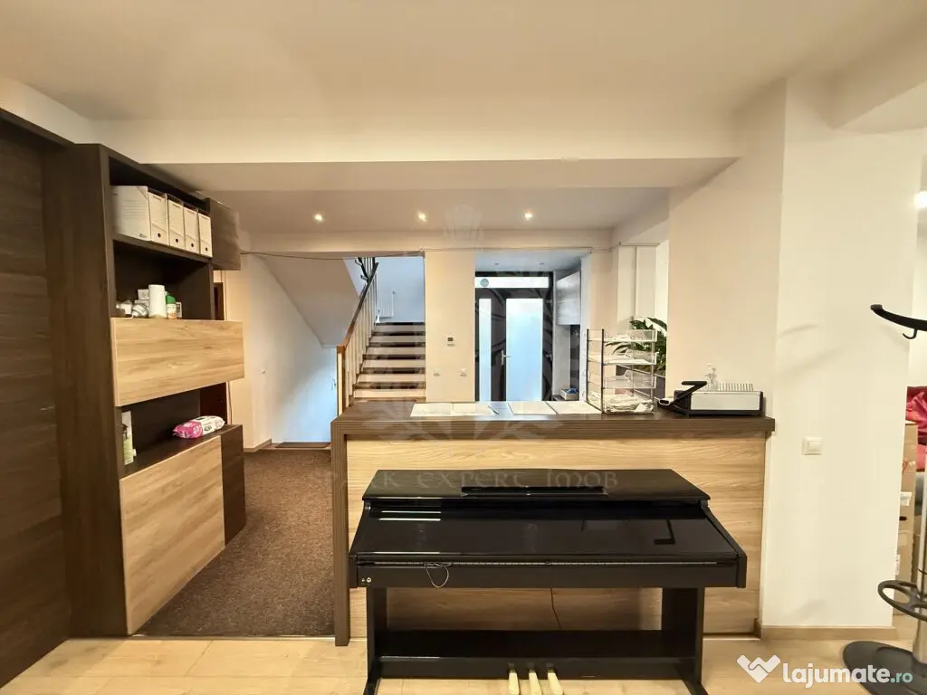 CASA /RESEDINTA//CLINICA //BIROURI// ANA IPATESCU// 