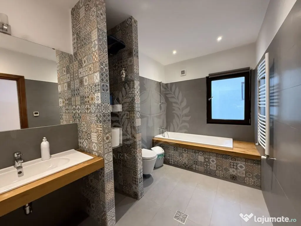 CASA /RESEDINTA//CLINICA //BIROURI// ANA IPATESCU// 