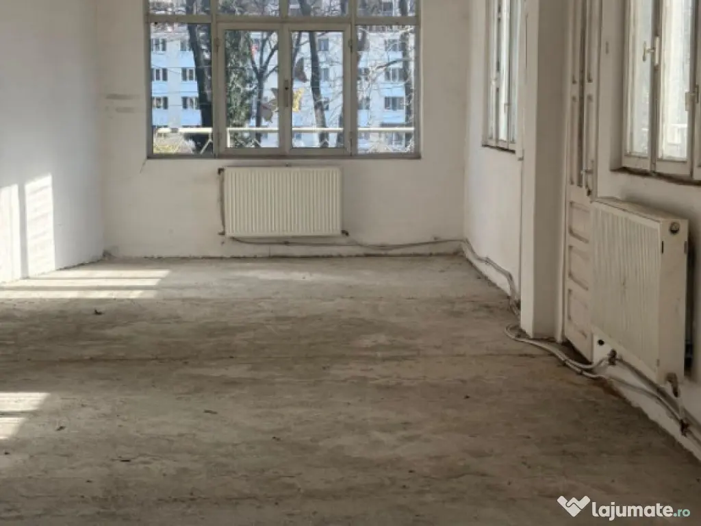 Spațiu comercial 464 mp, P+2+M, zona Fantasy Park 