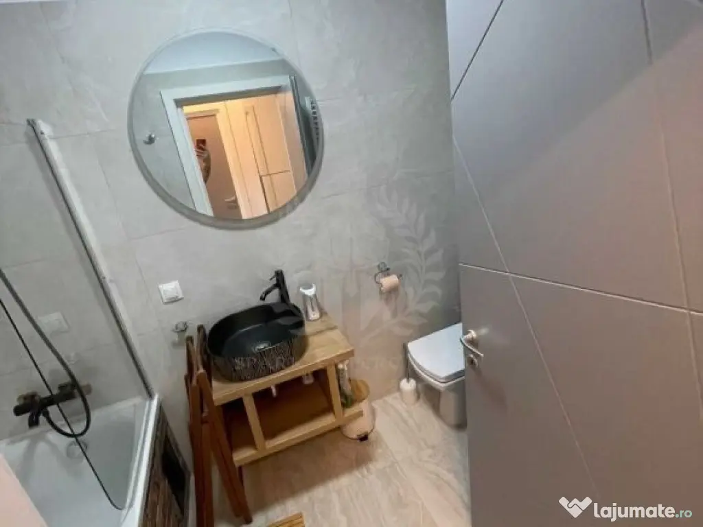 2 CAMERE / WHITE TOWER / MOBILAT SI UTILAT / BULEVARDUL 