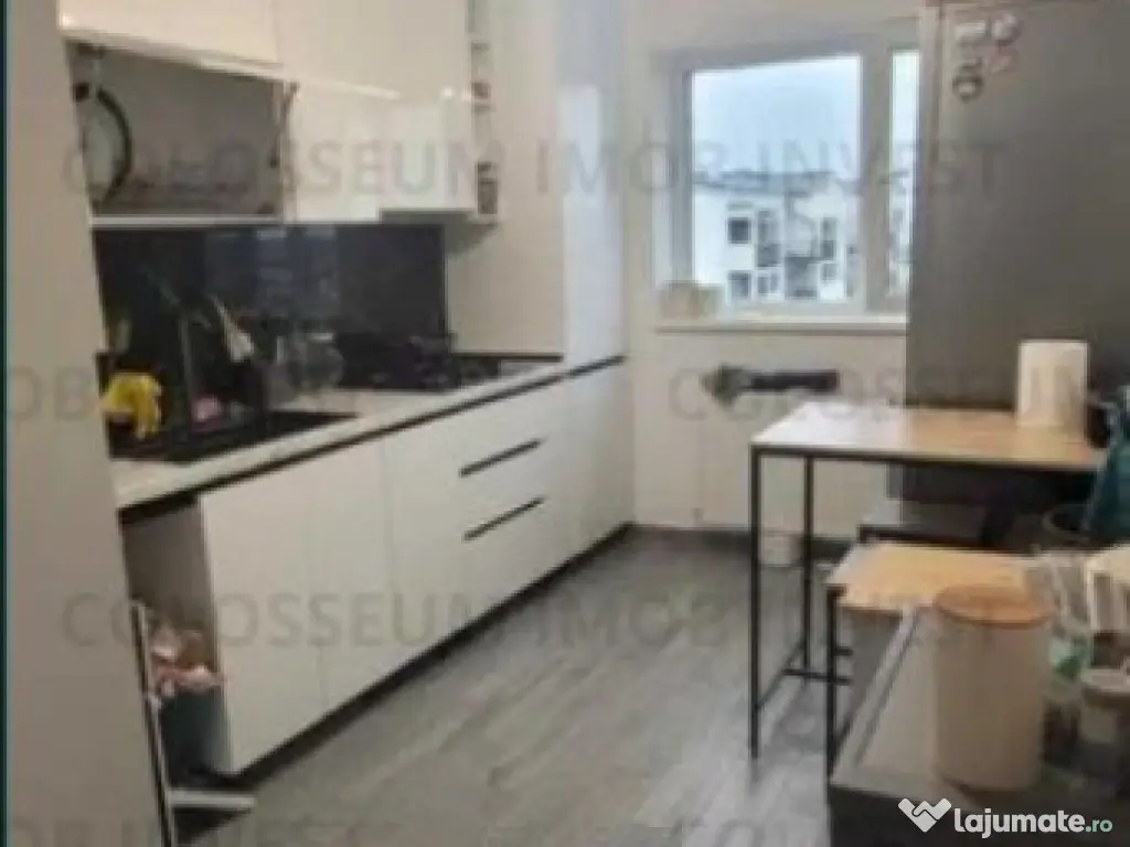 Apartament 3 camere, decomandat - zona Tractorul- Vivamus 