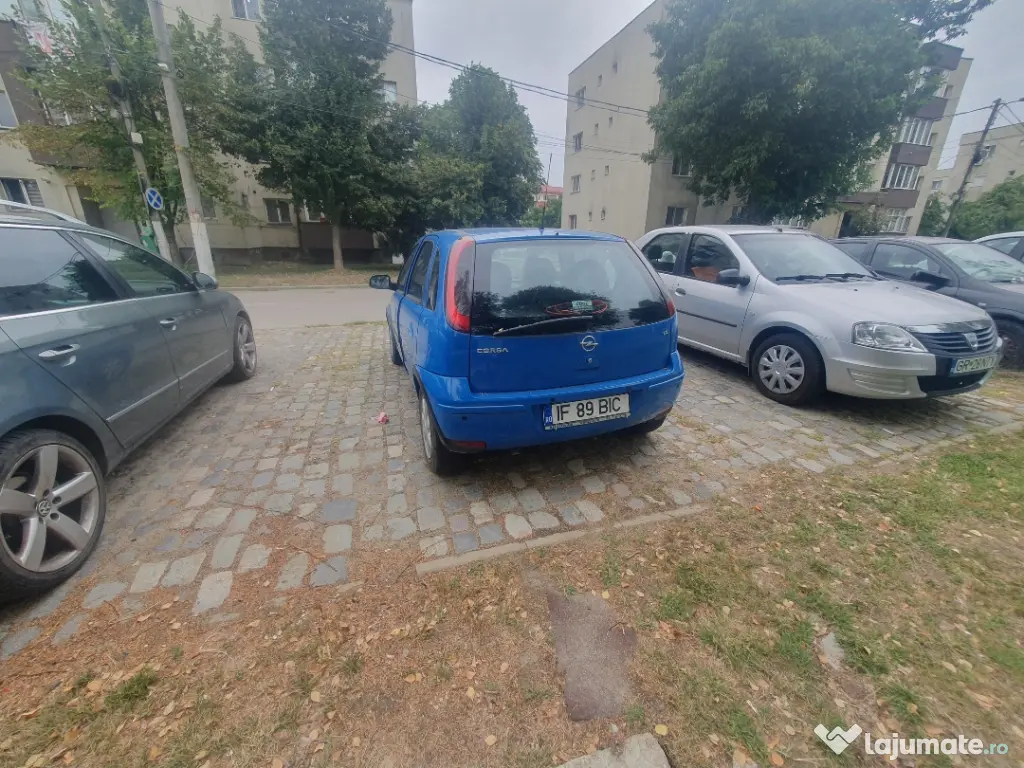 Vând Opel corsa 