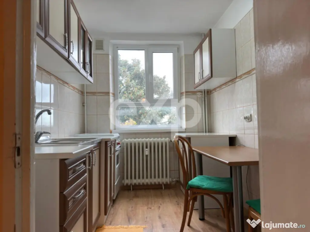 Apartament cu 2 camere de vânzare, strada Bucegi, zona Narc 