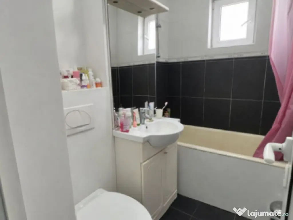 Garsonieră practică, 31 mp, zona Sasar 