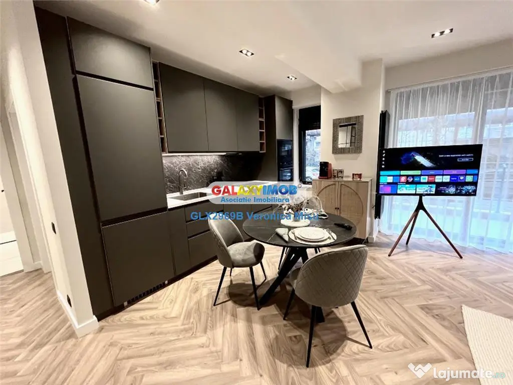 Apartament 3 camere - parcare subteran#259;- Central Park R