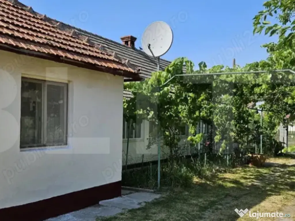 Vand casa Comuna Nitchidorf Judetul Timis 