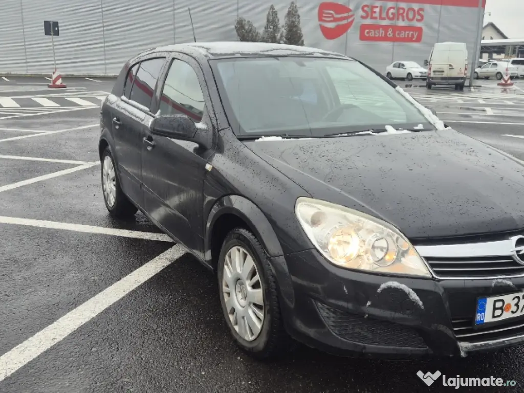 Vând Opel Astra H 