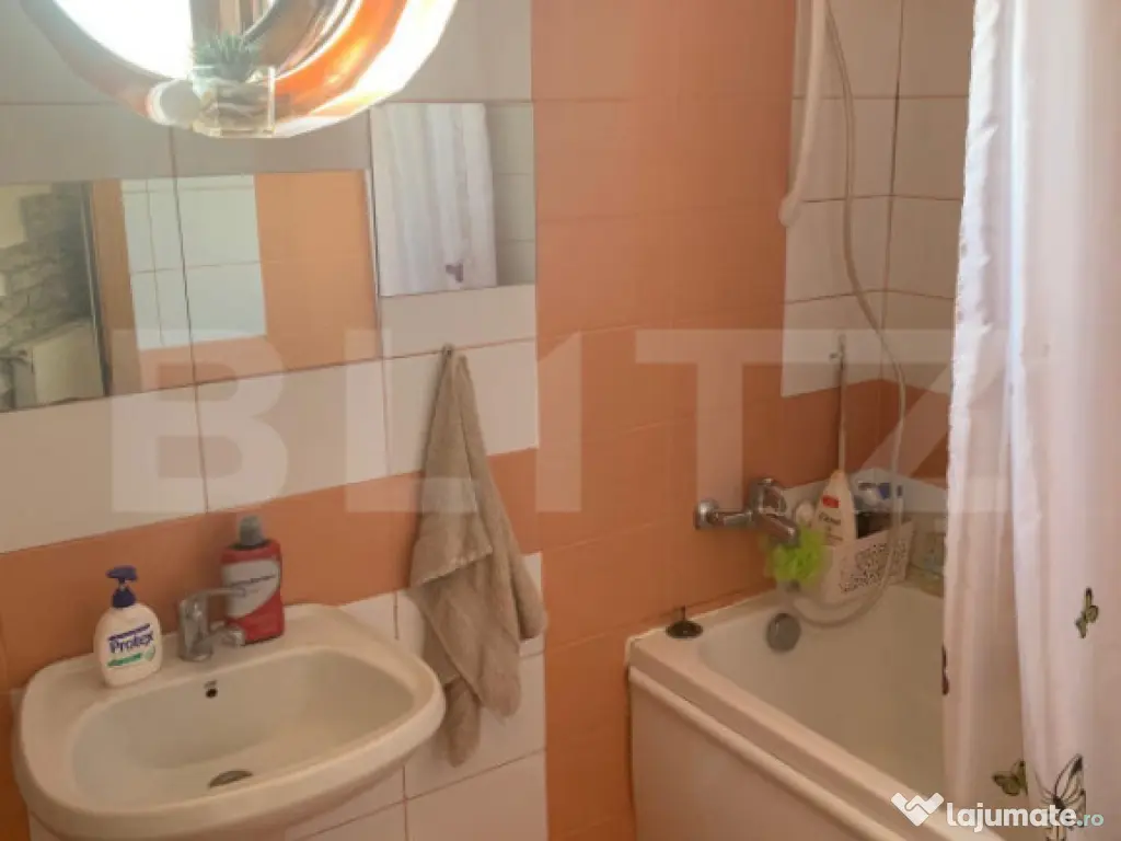 Apartament cu 3 camere, 60mp, parcare, zona Manastur 