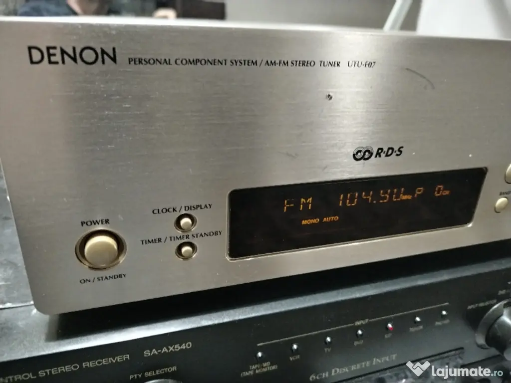 Tuner digital Denon UTU-F07