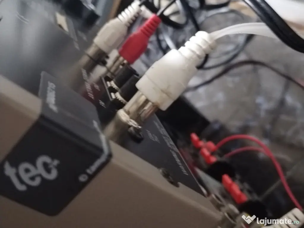 Tuner digital Denon UTU-F07