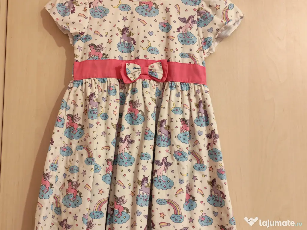 Rochie cu unicorni 