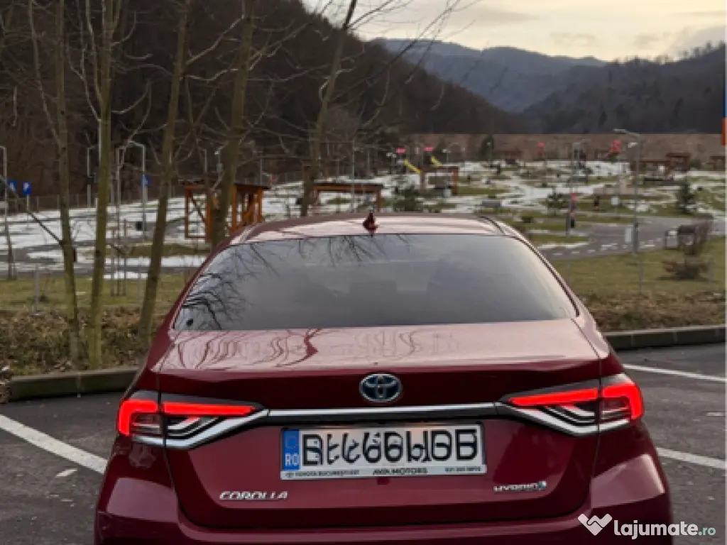 Vând casă mare în centrul istoric al Brașovului 