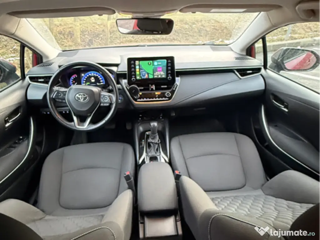 Vând casă mare în centrul istoric al Brașovului 