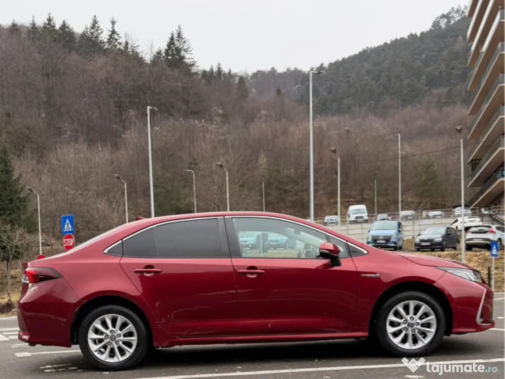 Vând casă mare în centrul istoric al Brașovului 