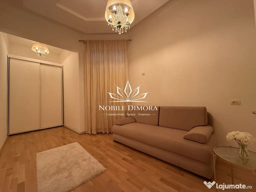 Apartament istoric de lux cu 3 camere de 130mp langa Pref...