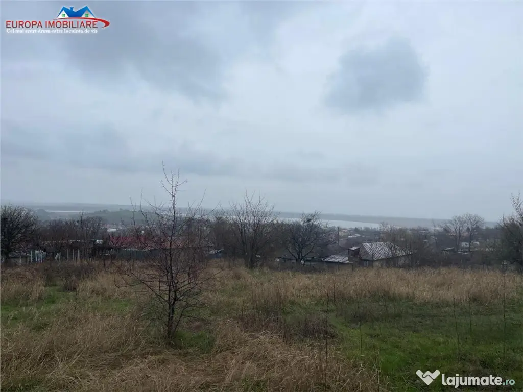 Teren de in localitatea Parches-Jud. Tulcea 