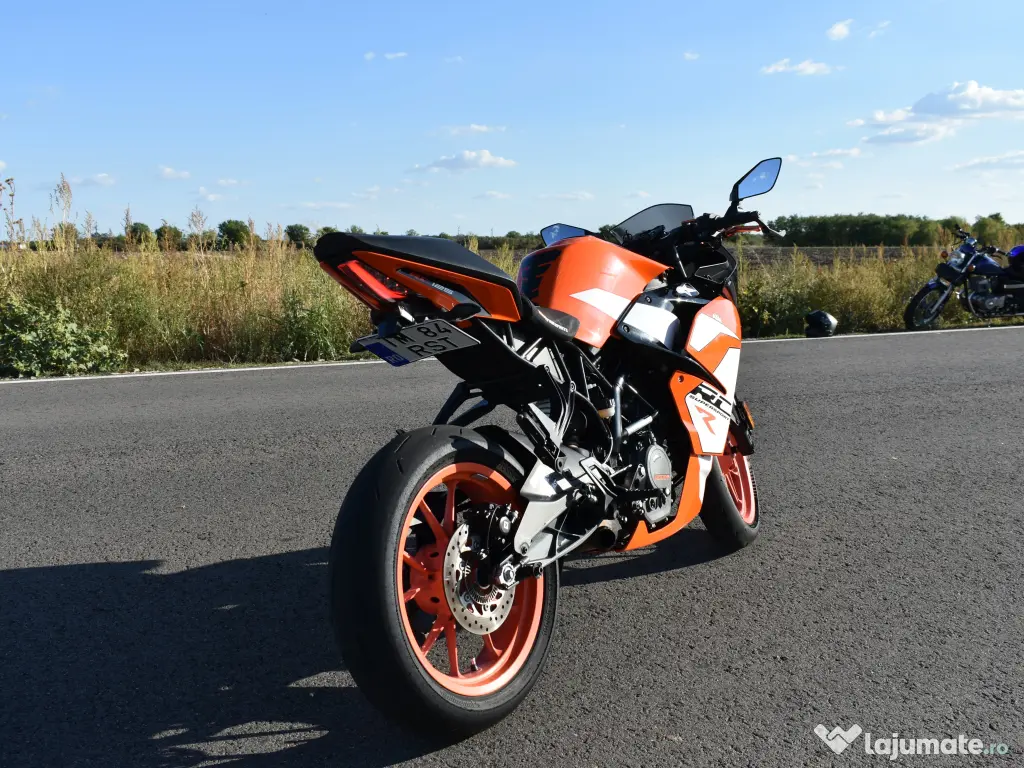 Vând ktm rc 125 2019