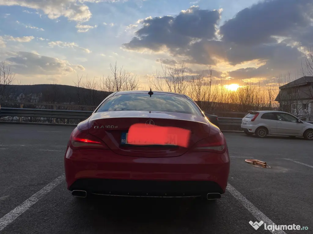 De vânzare Mercedes CLA180 