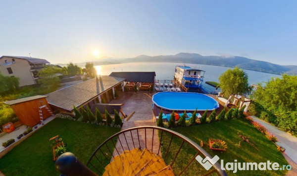 Pensiunea Mustăciosul Dunării și Hotel plutitor-Clisura 