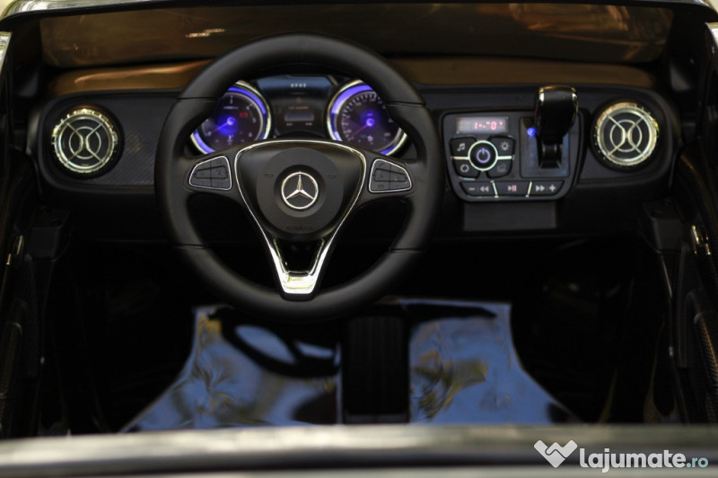 Masinuta electrica pentru 2 copii, Mercedes X-Class 4x45W