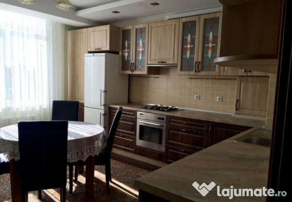 2 camere zona Armeneasca