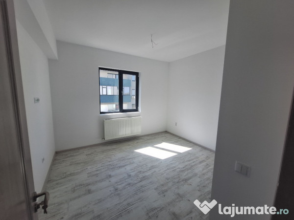 Apartament 3 camere 75 mp