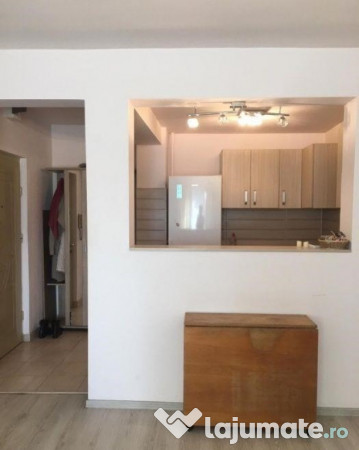 2 camere in zona Militari 